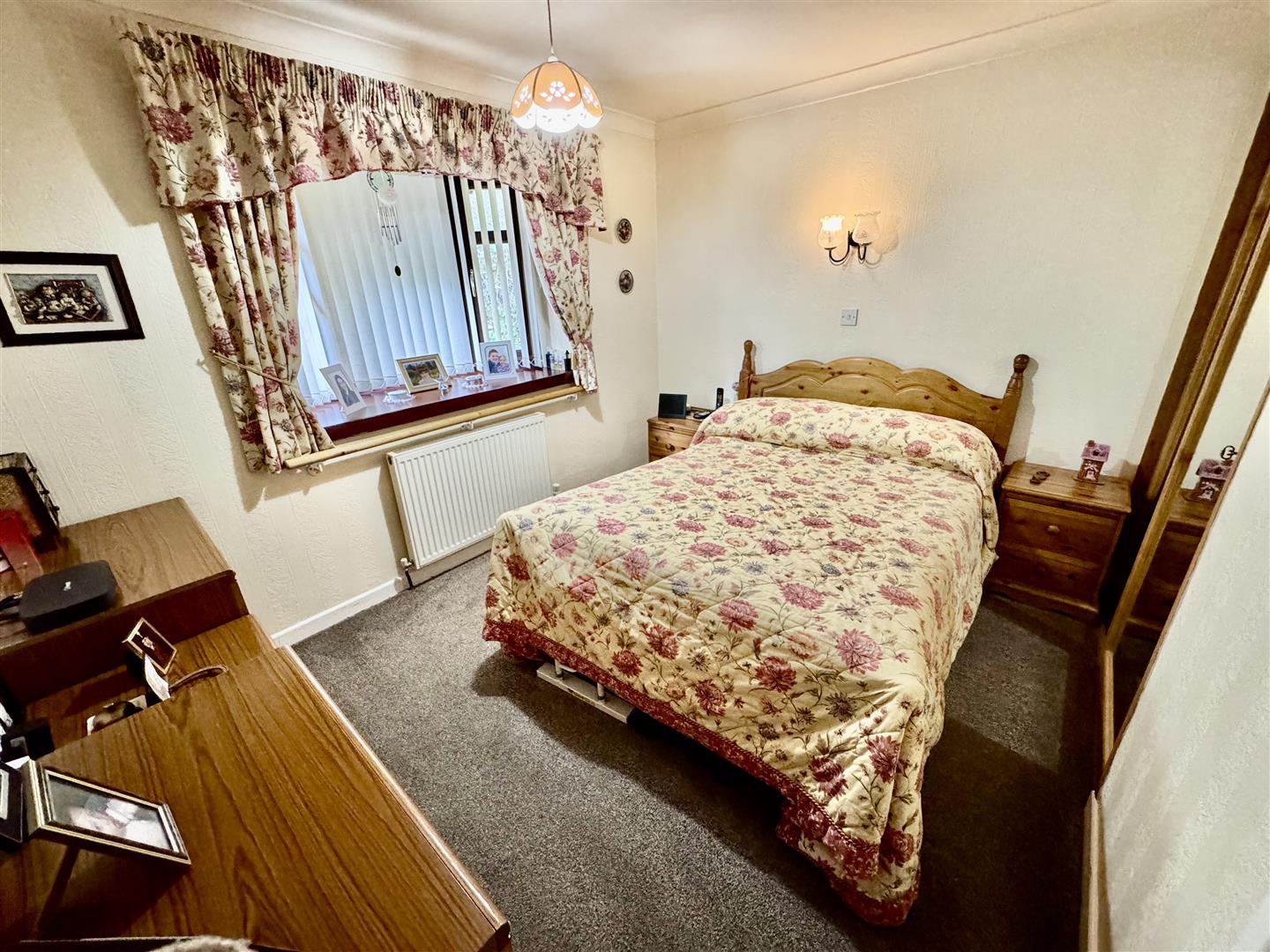 Awel Y Grug, Porthmadog